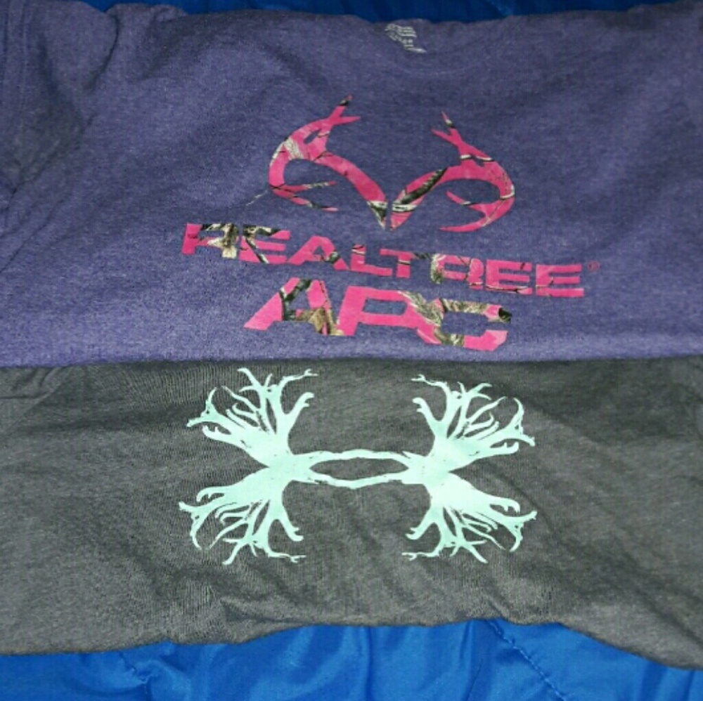 Under Armour and Realtree shirt lot