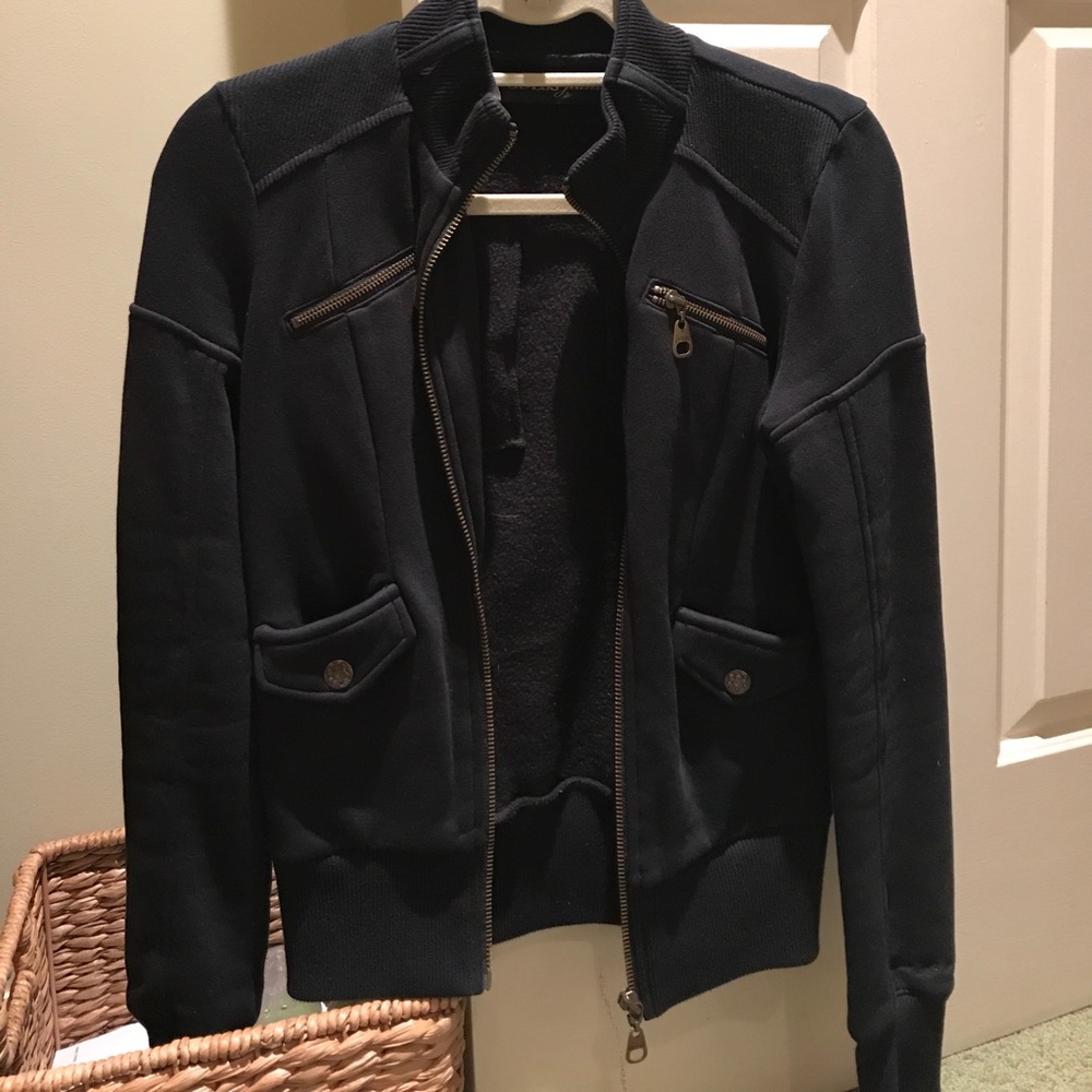 Guess Jacket/sweatshirt
