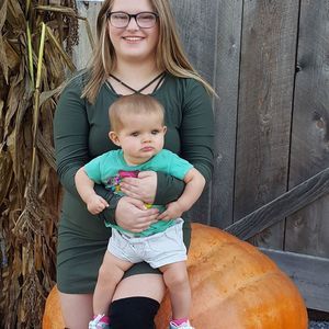 Meet your Posher, Tina