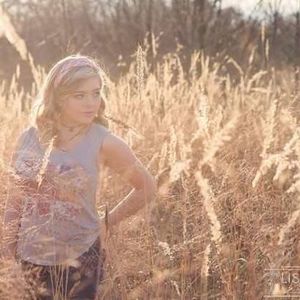 Meet your Posher, Chloe