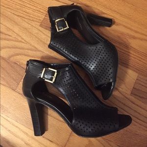 Cute Black Heels