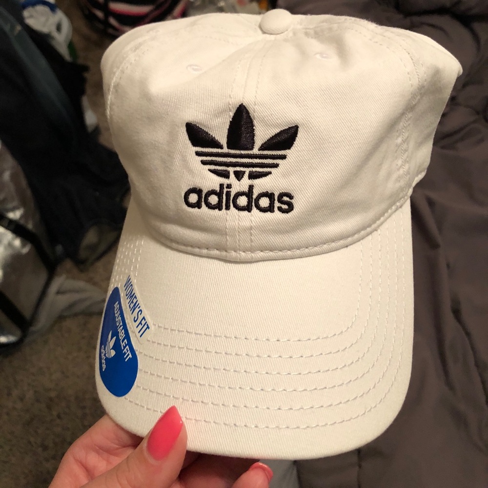 NWT-White women’s Adidas hat. Adjustable.