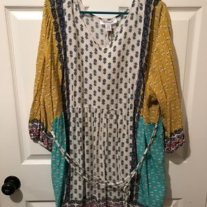 Plus size maternity shirt.