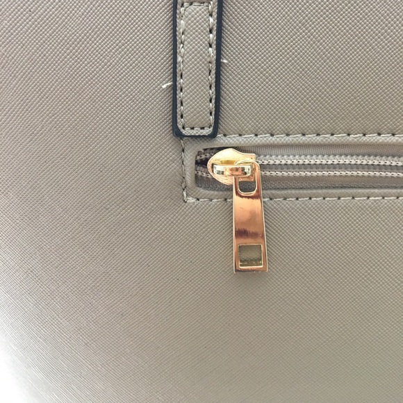 Tote Nude with Gray Undertone - Picture 6 of 6