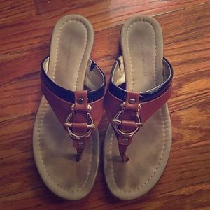 Summer Sandel’s with gold buckle