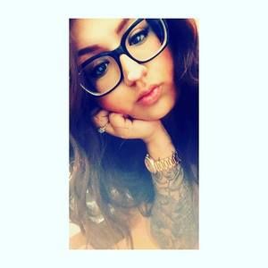 Meet your Posher, Daniella