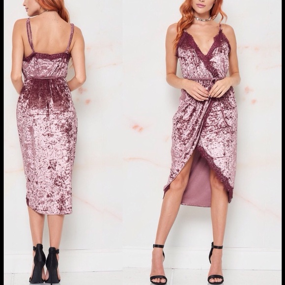 Last one! Mauve Velvet Lace Dress π₯REDUCEDπ₯ - Picture 2 of 4