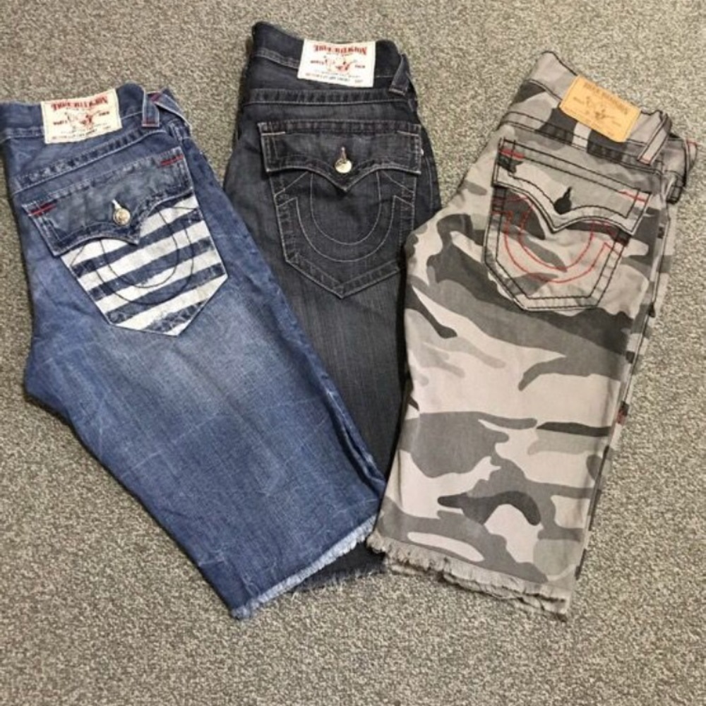 Men’s True Religion Cut Off Shorts