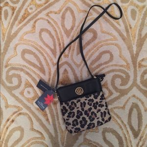 ♥️Tommy Hilfiger Cheetah Print Cross Body Bag♥️