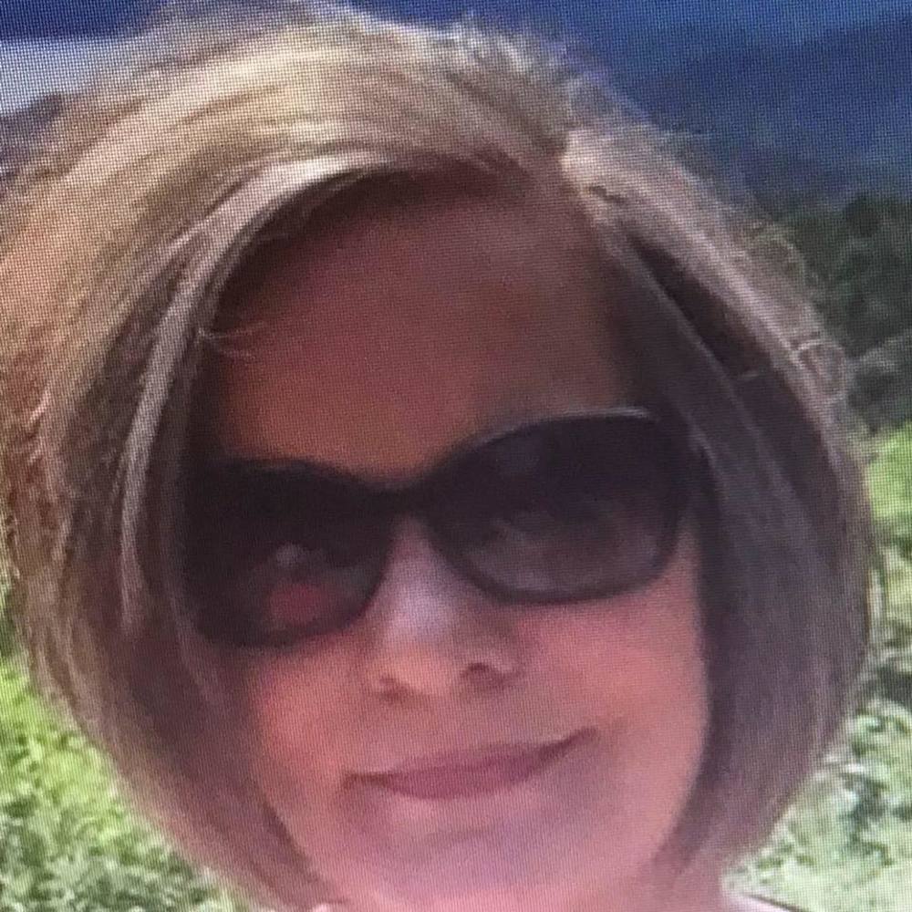 Meet your Posher, Sandy