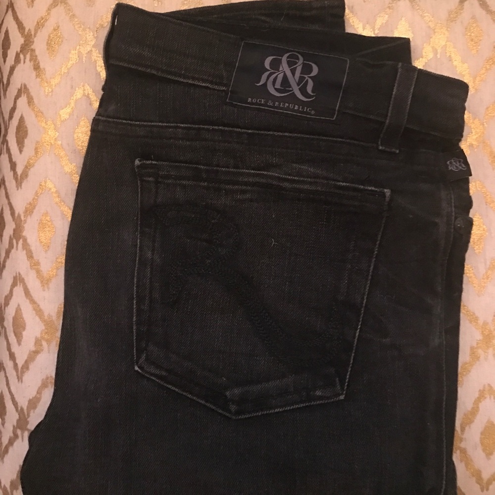 Rock and Republic Grey Distressed Jeans Size 30