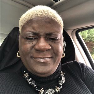 Meet your Posher, Donna