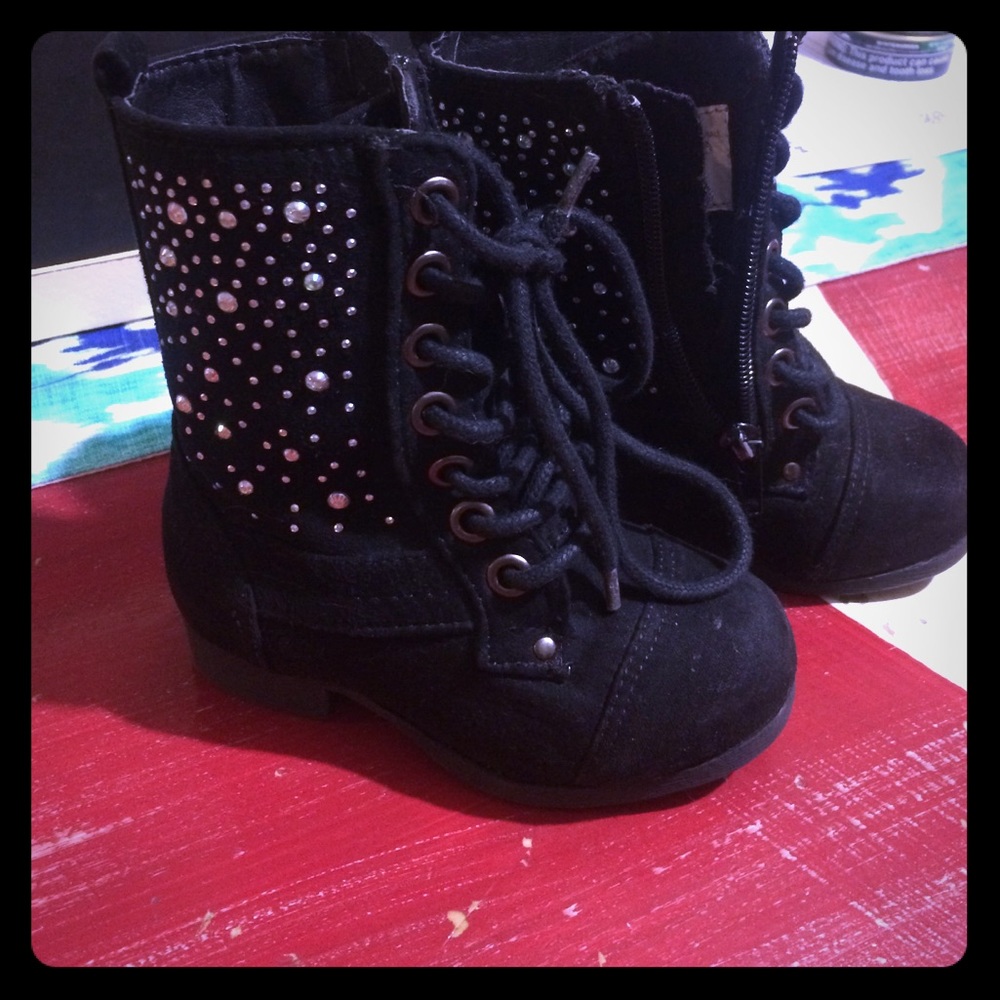 Toddler boots