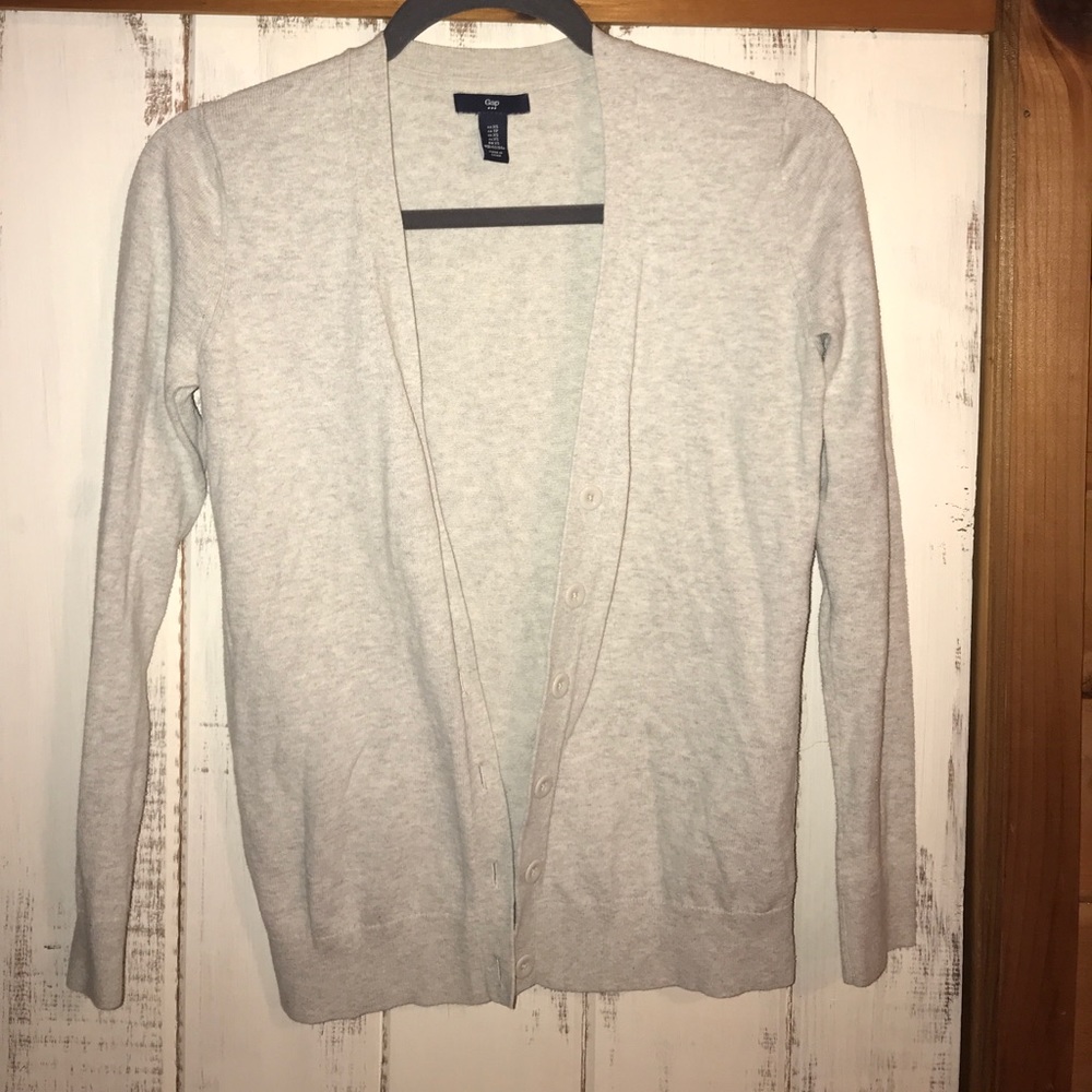 Light gray Gap cardigan