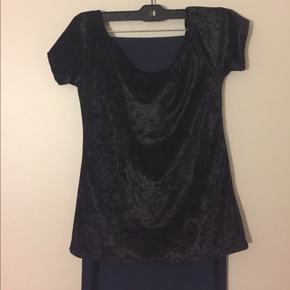 Off the shoulder velvet top potters pot - Picture 2 of 4