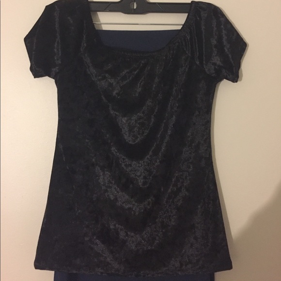 Off the shoulder velvet top potters pot - Picture 3 of 4