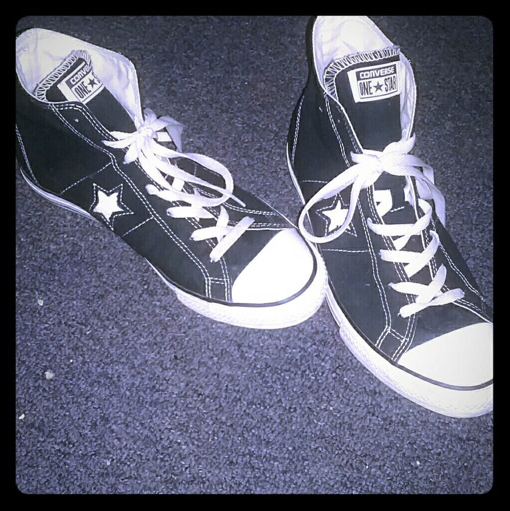Men One star converse