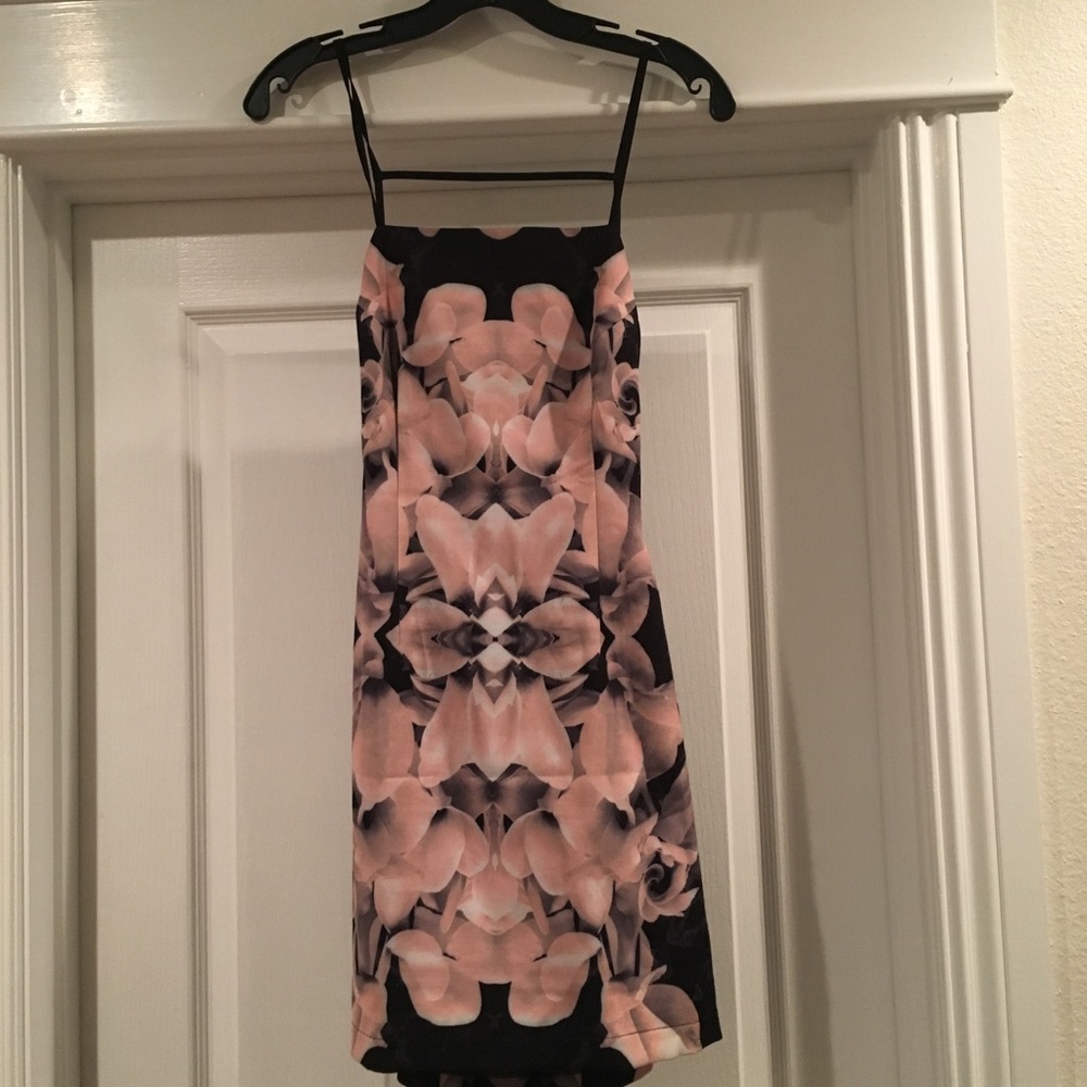 Backless party dress