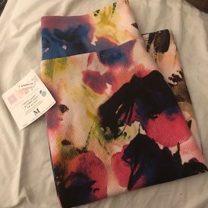 Medium sized Cassie Lularoe skirt