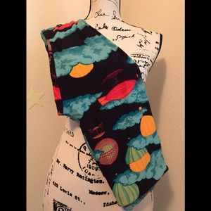 ✨LULAROE LEGGINGS OS