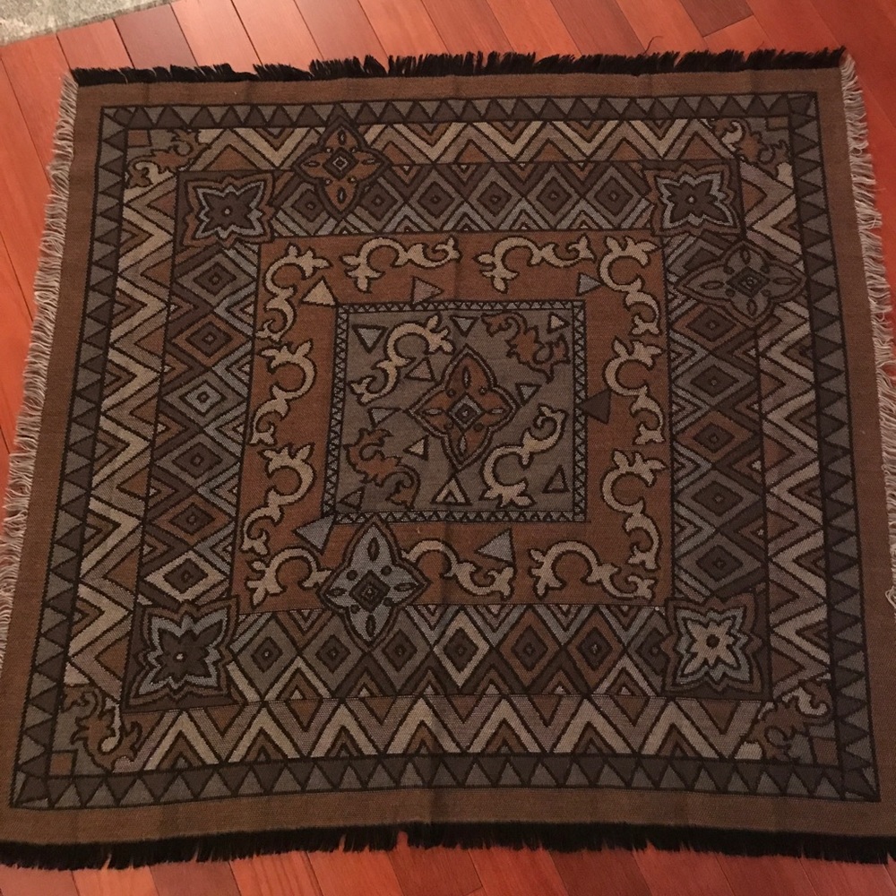 Made in France blanket scarf brand new! 40x45”!