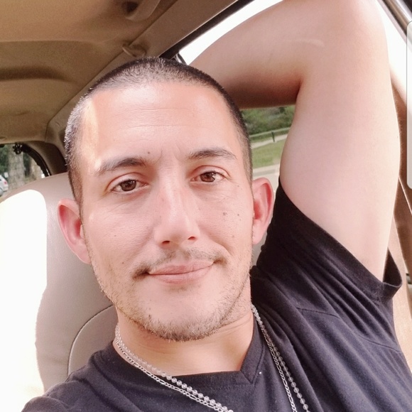 Meet your Posher, Randy - Picture 2 of 3