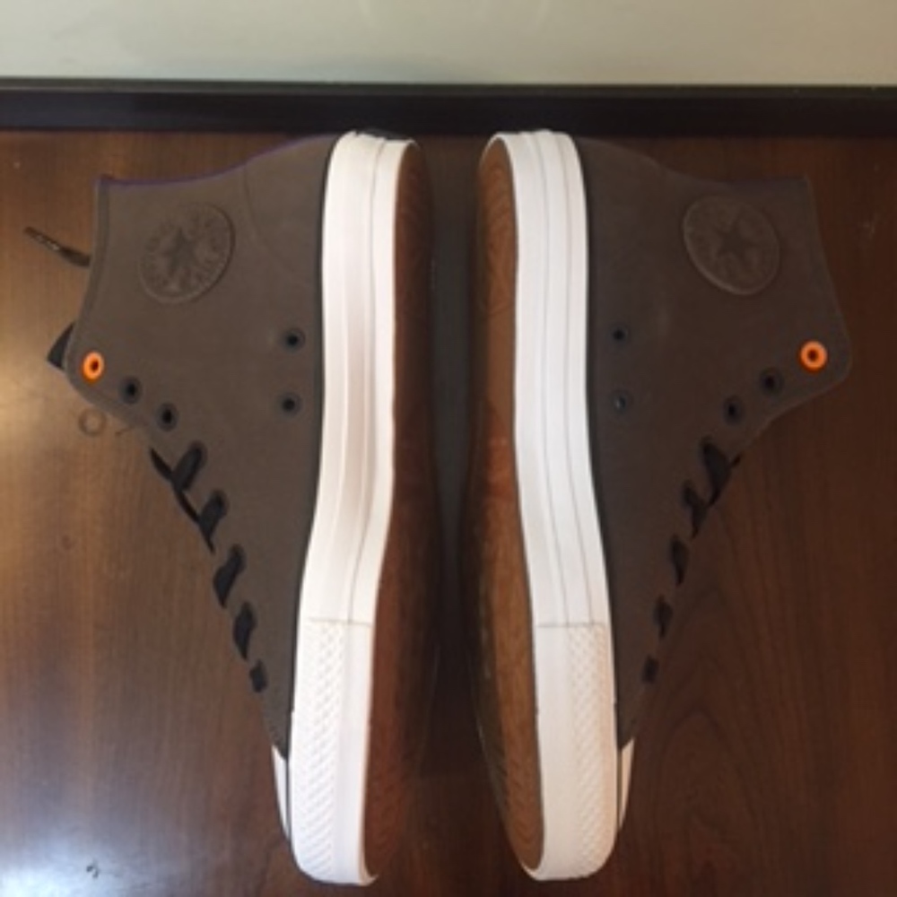 Chuck Taylor All Star Pro Leather Sneaker - Picture 5 of 6