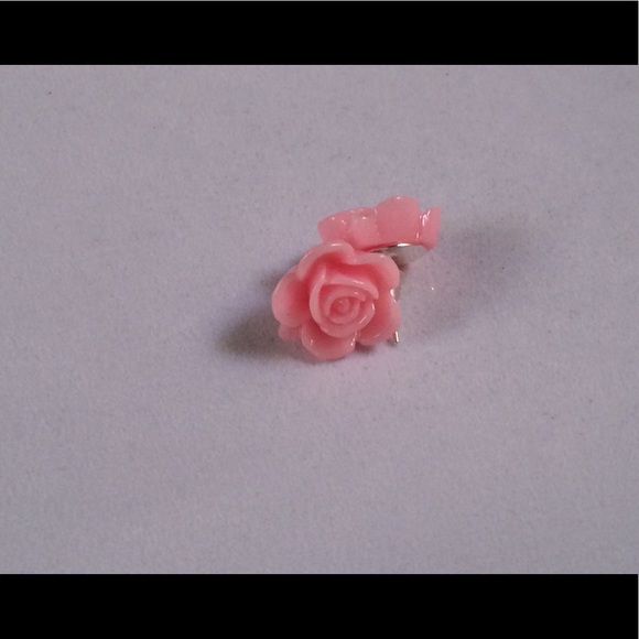 Light Pink Flower Earrings - Picture 2 of 3