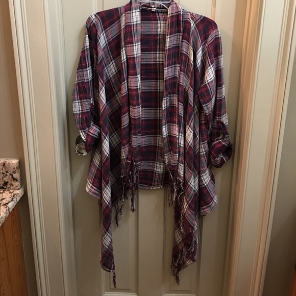 Sweaters - En Creme Flannel Sweater