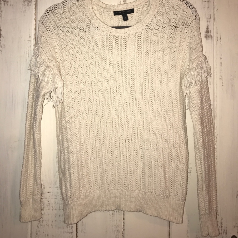 Banana Republic sweater w fringe!