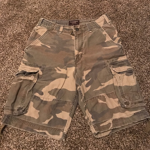 mens distressed camo shorts