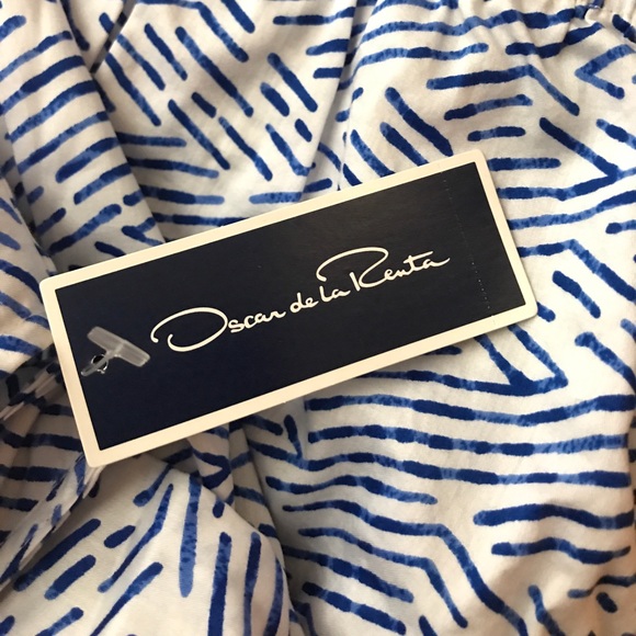 Oscar de la Renta Pajamas w/ front embroidery! - Picture 2 of 3