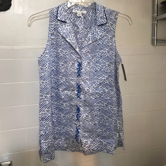 Oscar de la Renta Pajamas w/ front embroidery! - Picture 3 of 3