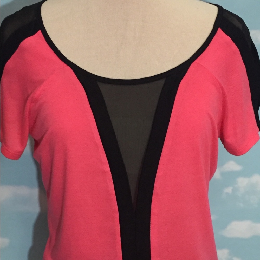 2B Bebe blouse hot pink small