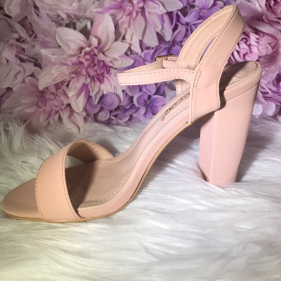 🎀New Make Me Blush Heels - Picture 2 of 8