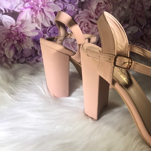🎀New Make Me Blush Heels - Picture 4 of 8