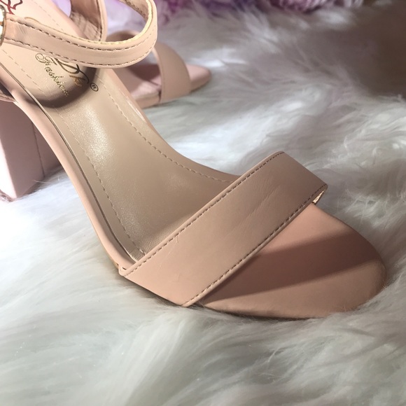 🎀New Make Me Blush Heels - Picture 5 of 8