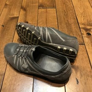 Skechers gray shoes