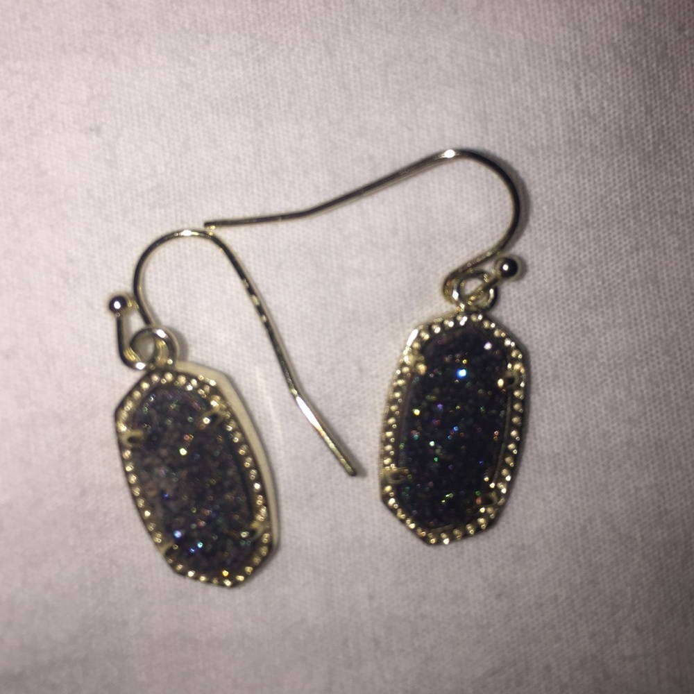 Kendra Scott hanging earrings