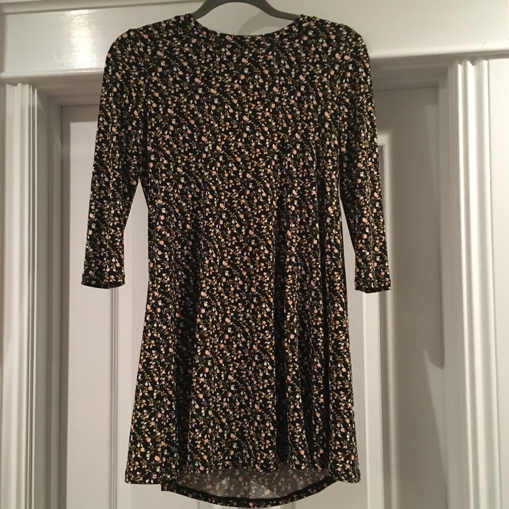 Floral mid sleeve dress