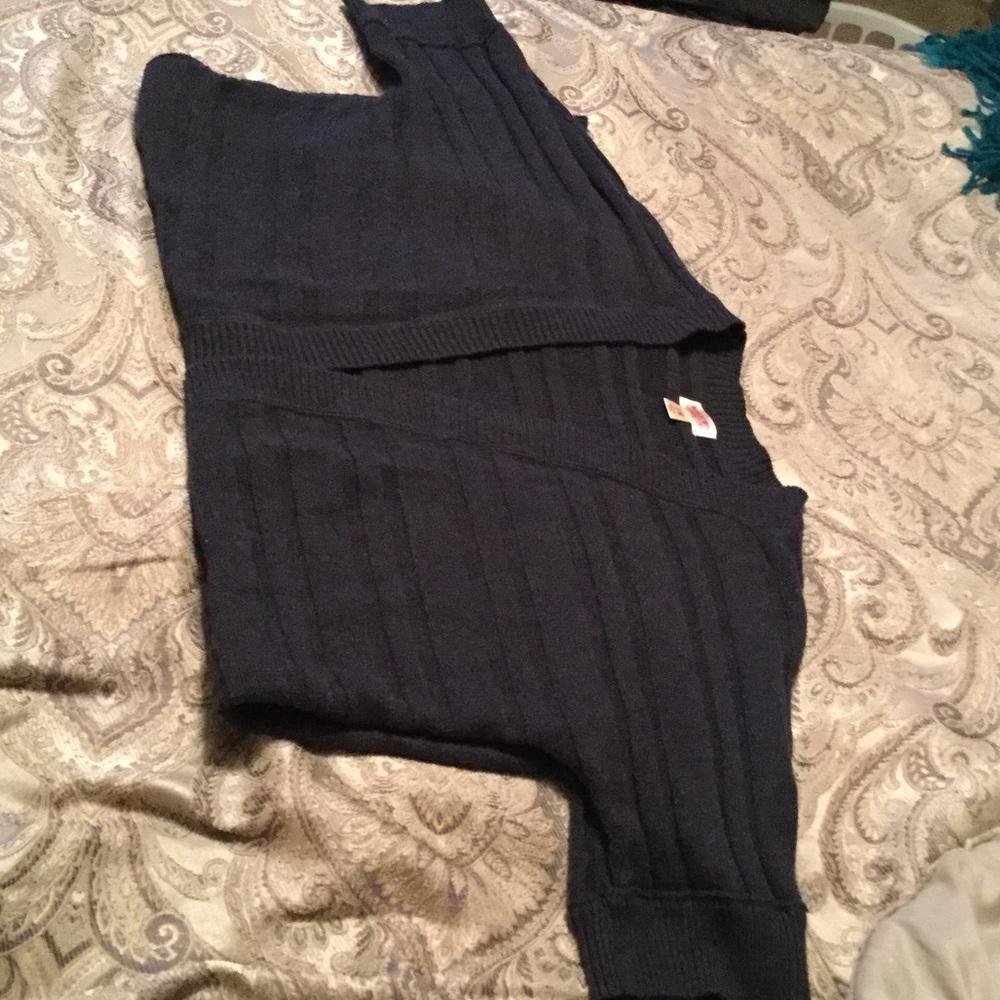 Cardigan - Picture 2 of 2