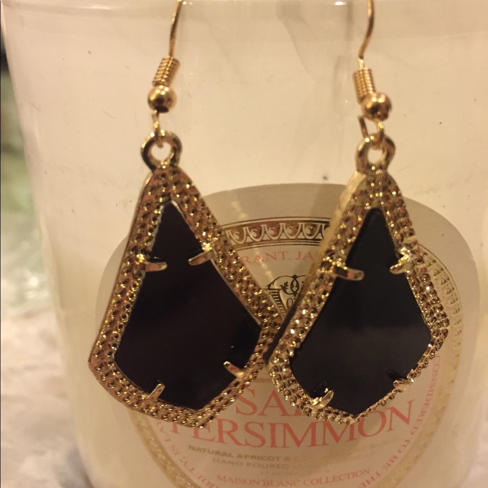 Black with gold small kite earrings