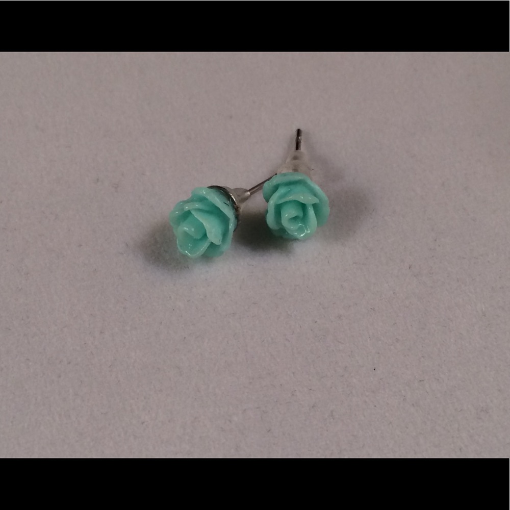 Small Mint Flower Earrings