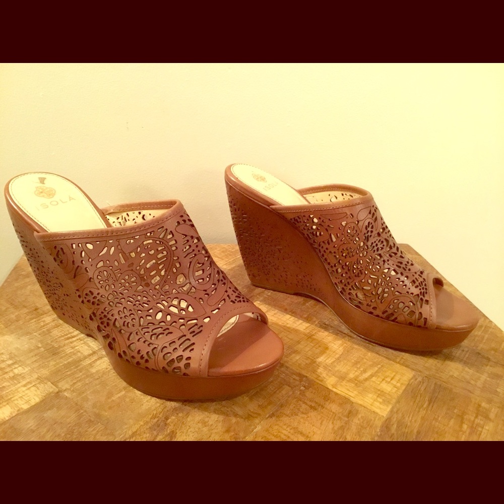 Brown Isola leather clogs