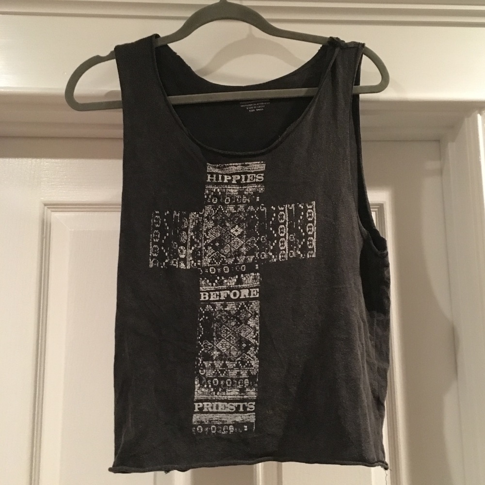 Gray tank top