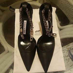 Manolo Blahnik closed toe heel
