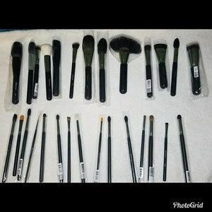 27 MORPHE BRUSHES