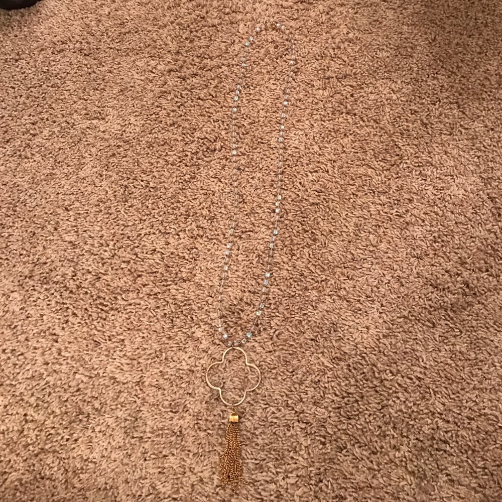 Quatrefoil necklace