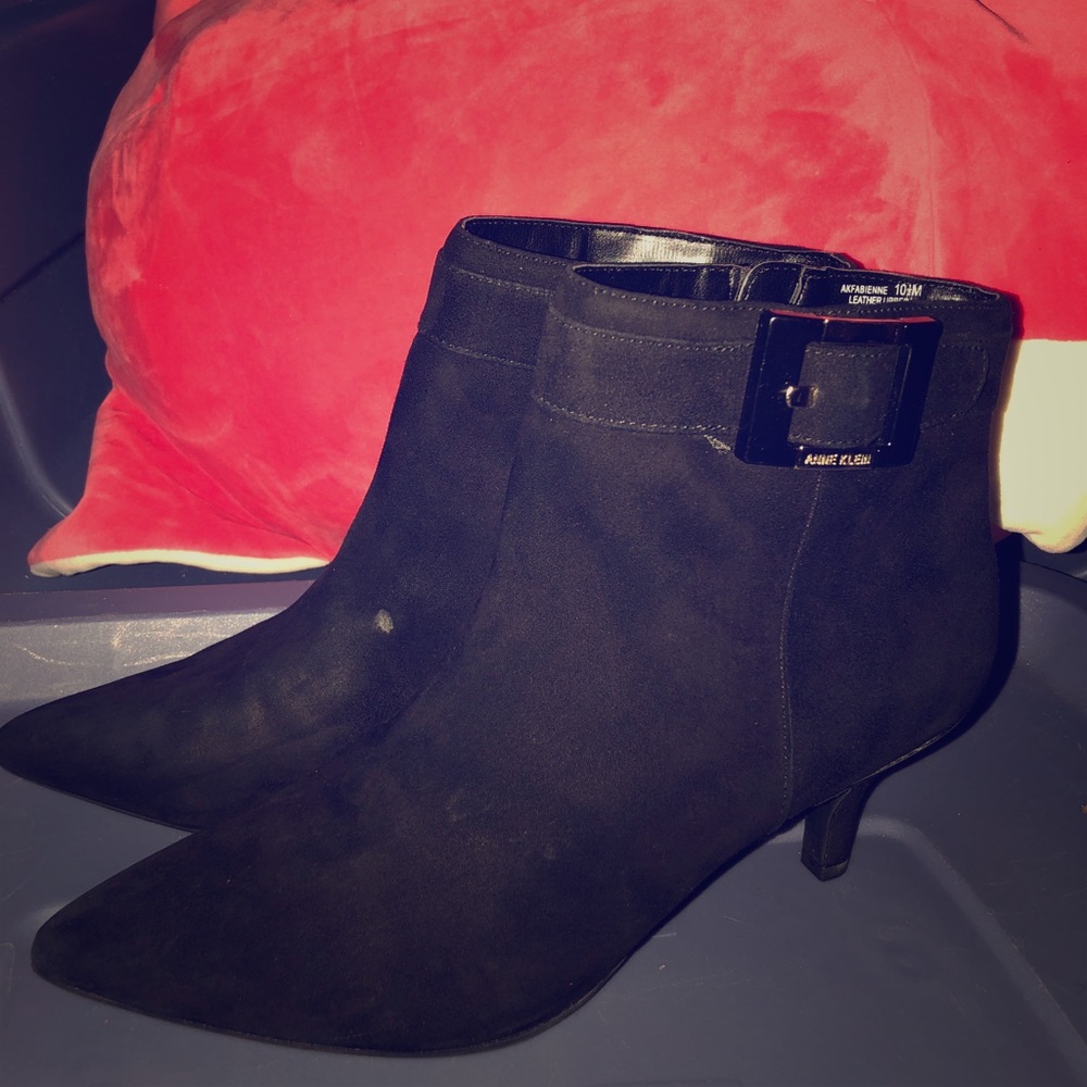 Anne Klein Booties Size 10 1/2