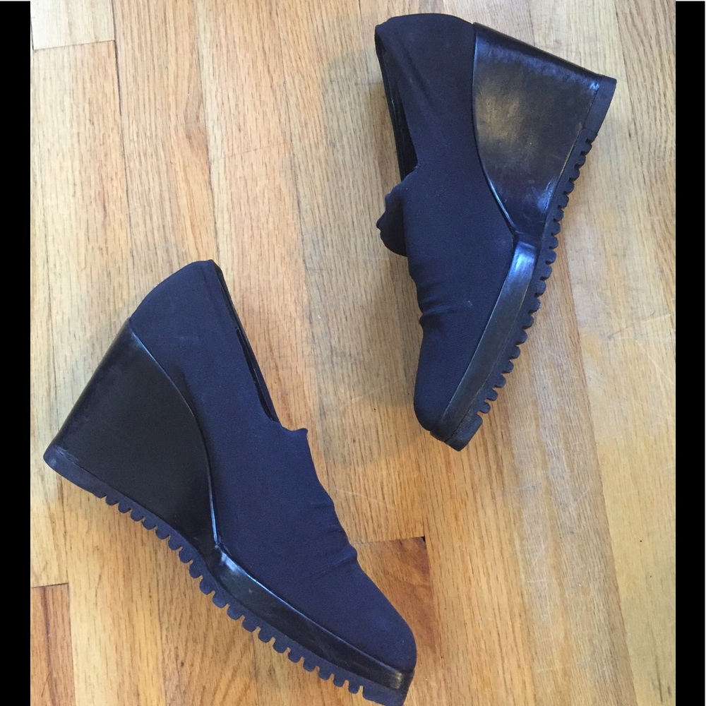 Elasticized Wedges 🇫🇷 - Picture 2 of 10